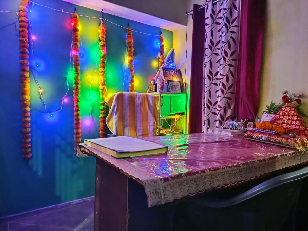 Jpm Guest House Varanasi Exterior photo